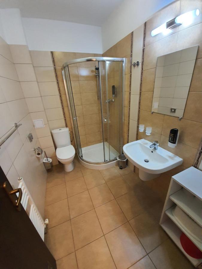Apartman Elizabeth Bešeňová Eksteriør billede