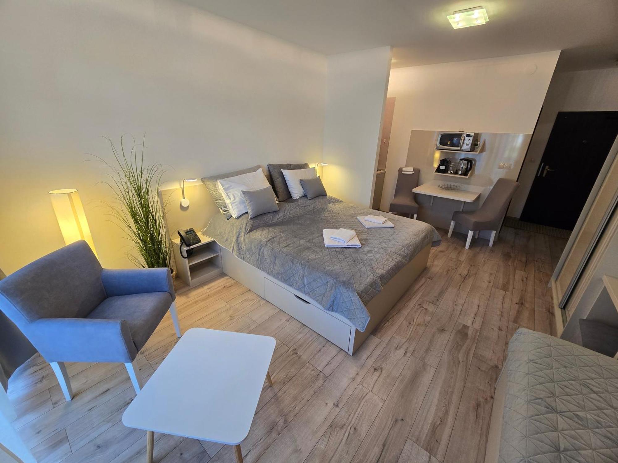 Apartman Elizabeth Bešeňová Eksteriør billede