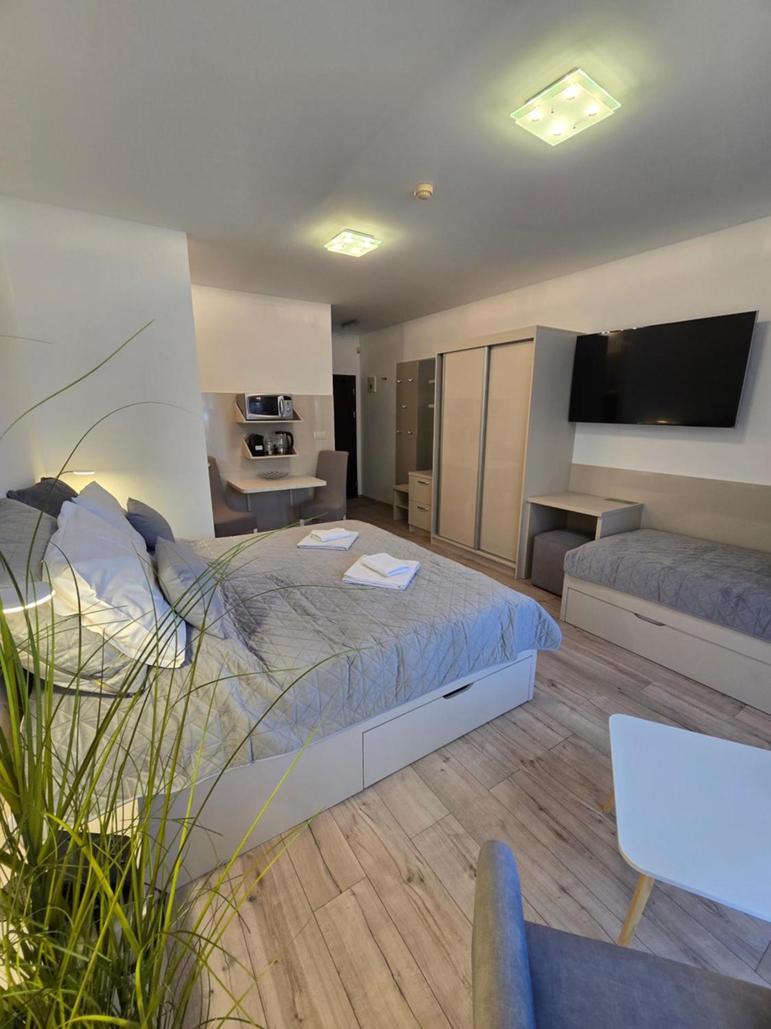 Apartman Elizabeth Bešeňová Eksteriør billede