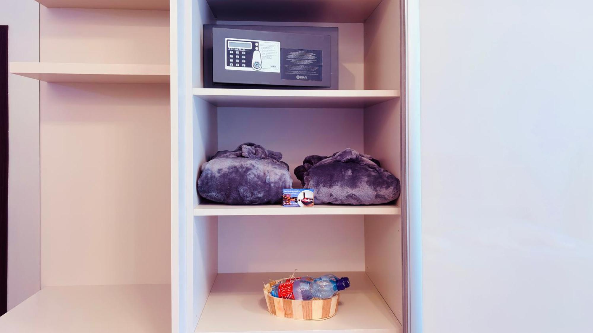 Apartman Elizabeth Bešeňová Eksteriør billede