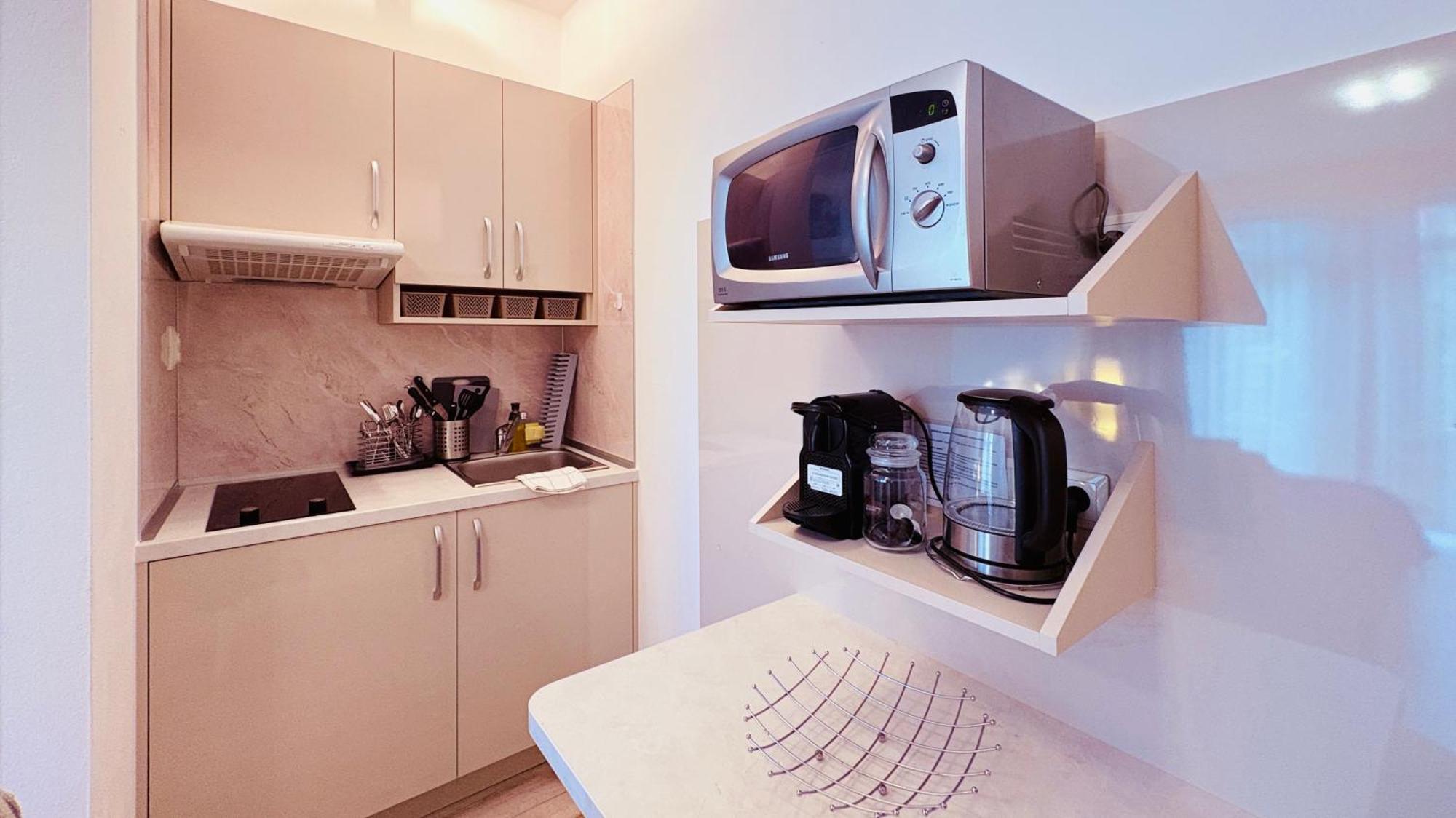 Apartman Elizabeth Bešeňová Eksteriør billede