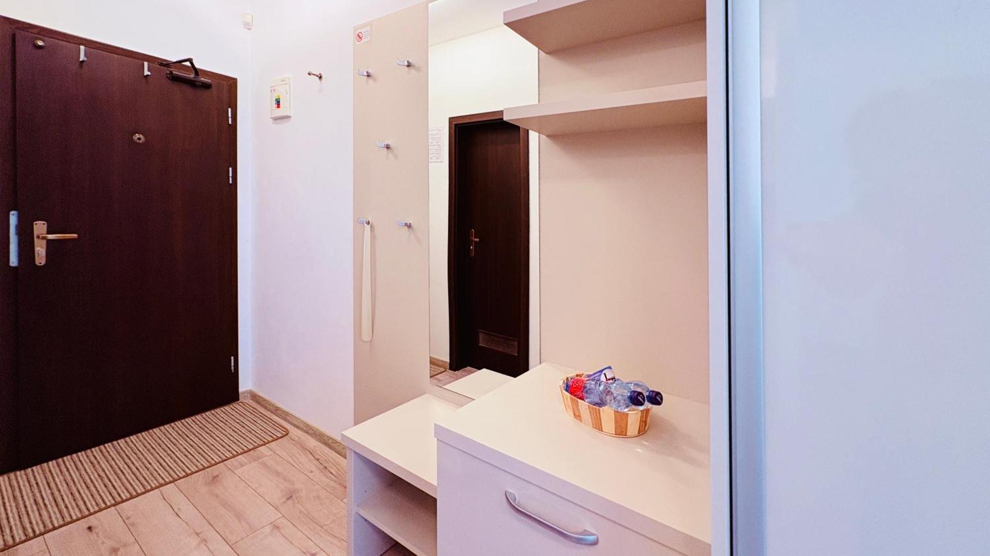 Apartman Elizabeth Bešeňová Eksteriør billede